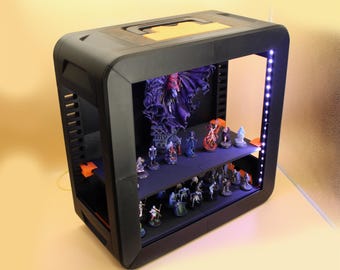 Acrylic Miniature Display Case Slim Skin - for tabletop and large figures