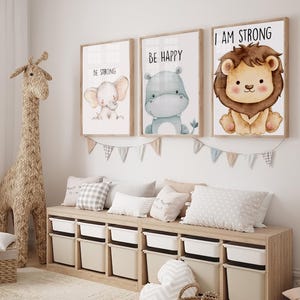 Set von 3 Safari Nursey Tierdrucken, Safari-Kinderzimmer-Dekor, Baby Tierdruck, Spielzimmer druckbare Kinderwandkunst, Elefant, Löwe, Giraffe