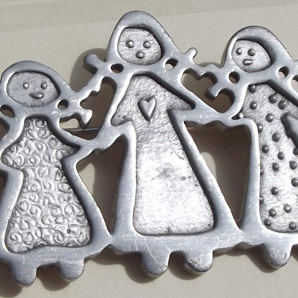 Vint Signed Artist Cynthia Webb Hand Crafted Fine PEWTER  BROOCH / Pin "Three Sisters" Adorable!