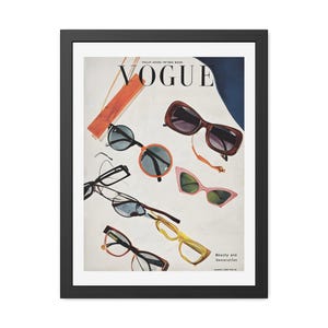 Vintage Vogue Glasses Framed Poster, Hand-drawn Art Print, Retro Wall Decor, Fashion Artwork, Stylish Home Decoration