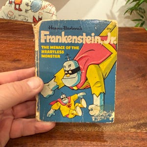 Vintage ca 1966 Hanna-Barberas Frankenstein Jr. Hotet från det hjärtlösa monstret Barnbok Whitman En liten bok Barnbok från 1960-talet