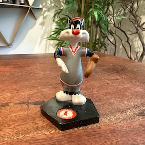 Vintage c. 1991 Sylvester The Cat St. Louis Cardinals Baseball Player Souvenir Hard Rubber Figurine Toy by Applause for Warner Bros.