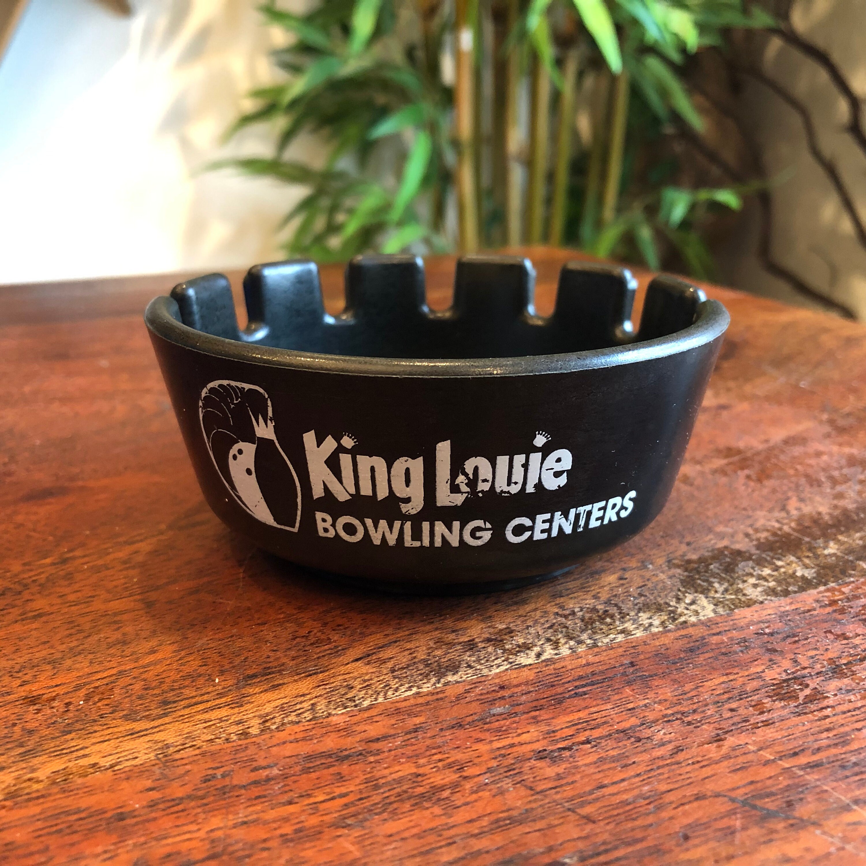 Vintage 1970's King Louie Bowling Centers STA-SAFE Eagle Z High Heat Round Plastic Advertising Ashtray - Bowler Sports Bar Athletics Decor