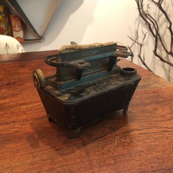 Antique Game Junior Portable Iron Heater Kerosene Stove Part 