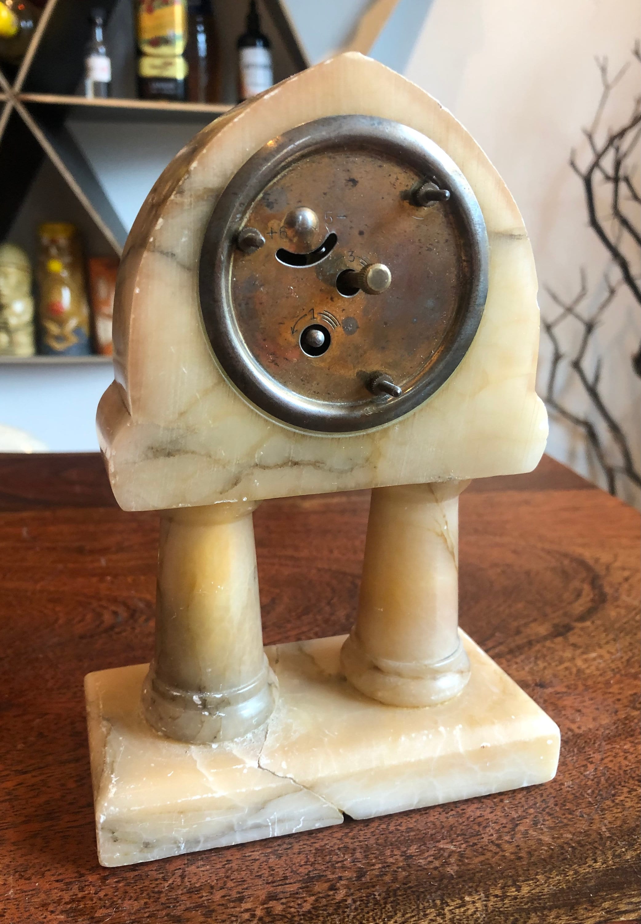 Antique 1920s Art Deco Tan Marble Desk / Mantle Clock - Doesn't