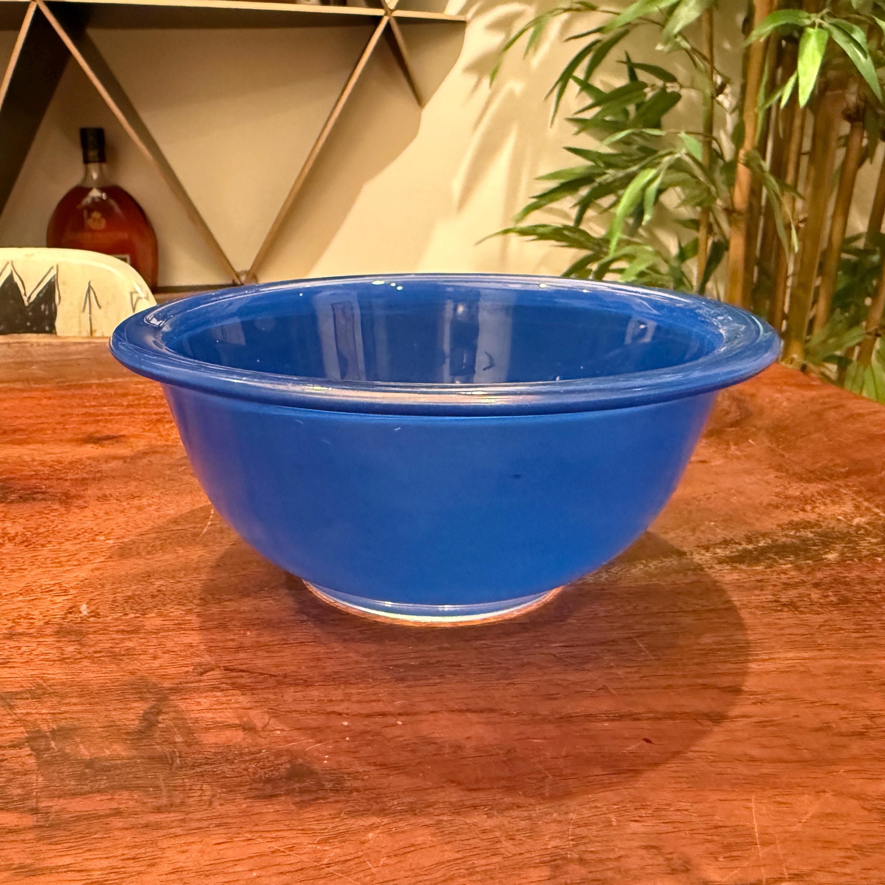 Vintage Pyrex by Corning #322 1 Liter Navy Blue Glass