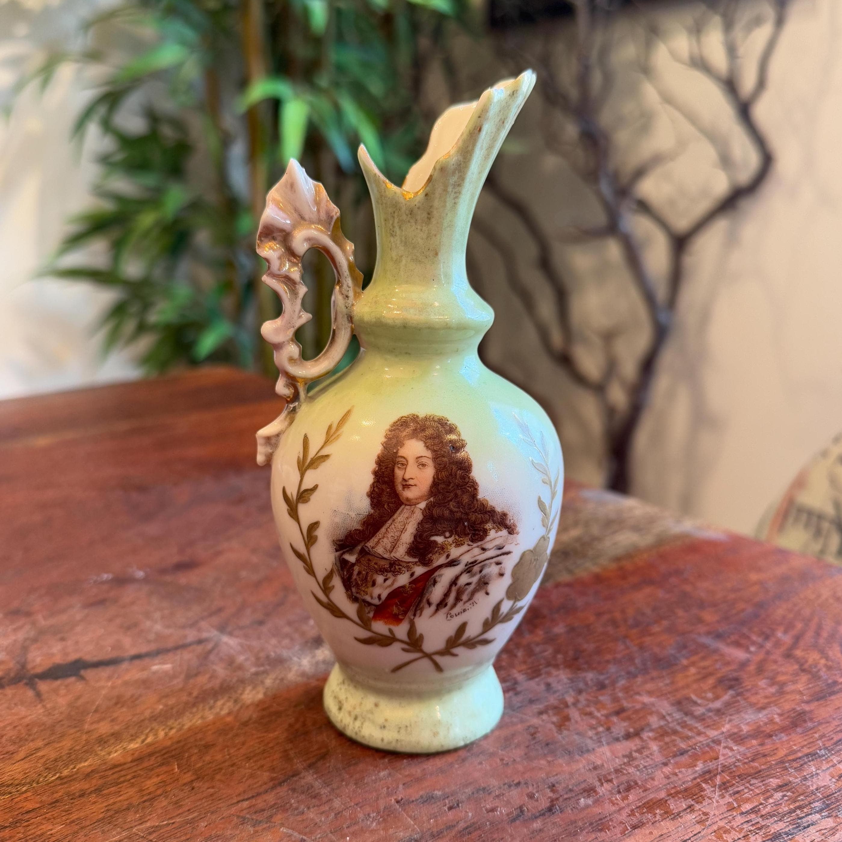 アンティーク雑貨 metzeler pvc Antique 1800's Austrian Victoria Carlsbad Austria King Louis XIV
