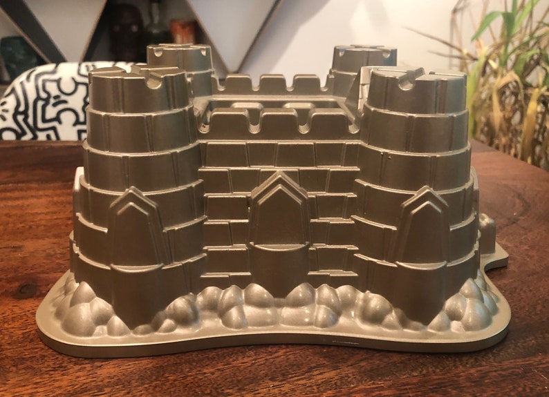 castle cake pan set