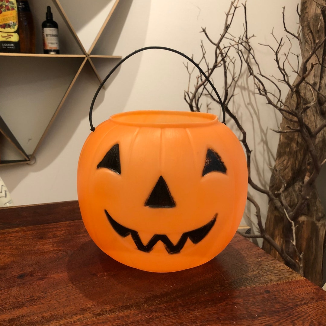 Vintage Jack-o-lantern Halloween Trick or Treat Blow Mold Candy Bucket ...