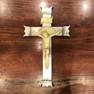 Antikes großes Holz & Metall Kruzifix - Antikes Kruzifix - Antikes religiöses Dekor - Antikes christliches Kreuz - Antike religiöse Kunst