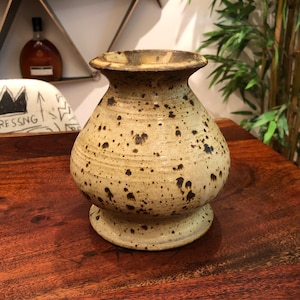 Vintage 1970&#39;s Signed and Handmade Stoneware Pottery Brown Speckled Vase by d.w. - 70&#39;s Bohemian Boho Home Decor - Upcycled Utensil Holder