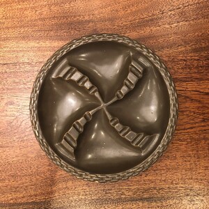 Mid Century McCoy Pottery USA Taupe Ashtray