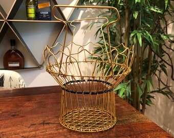 Cesta mágica francesa de mediados de siglo de la década de 1960 de Erdecor Escaut Cesta plegable de alambre de metal dorado para huevos - Vintage Farmhouse Farm Kitchen Home Decor