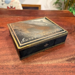 Antique 1930&#39;s Art Deco CUTEX MARQUISE SET Antique Metal Hinged Advertising Tin - Vintage 30&#39;s Metal Storage Box Rustic Bathroom Accessories