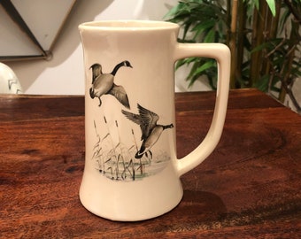 Vintage 1970s Flying Geese Transferware Ceramic 12 oz Beer Stein - Hunter Gift - 70s Cabin Hunting Lodge Lake House Wilderness Home Decor