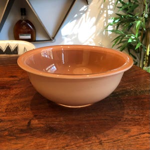 Vintage PYREX Corning Terra Cotta Color 1.5 L Glass Mixing / Serving Bowl - No. 323 - Oven / Microwave Proof - 1.5 Liter Glass Bowl