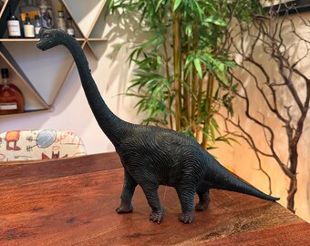 Juguete de dinosaurio Brachiosaurus de goma verde vintage de 35,5 cm (14") de Larami Toy Co. - Figura de animal prehistórico