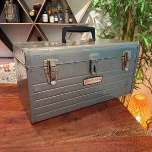 Vintage CRAFTSMAN Bent Steel Gray 18-1/8" Tool Box with Red Pull-Out Tray - Industrial Home Decor Woodworking Carpenter Metal Toolbox