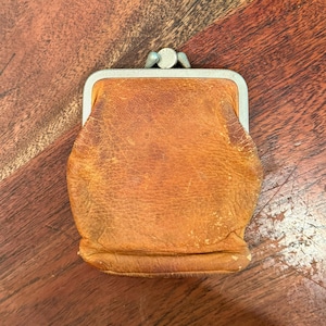 Antique 1930's Art Deco Brown Leather Divided Coin Purse with Latch - Vintage 30's Women's Purse Storage Pouch - Old Ladies Accessories