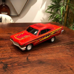 Vintage c. 1999 Hot Rod Race Car Toy with Lightning Bolt Decals by Toy Max Inc. - Remote Control & Antenna Missing