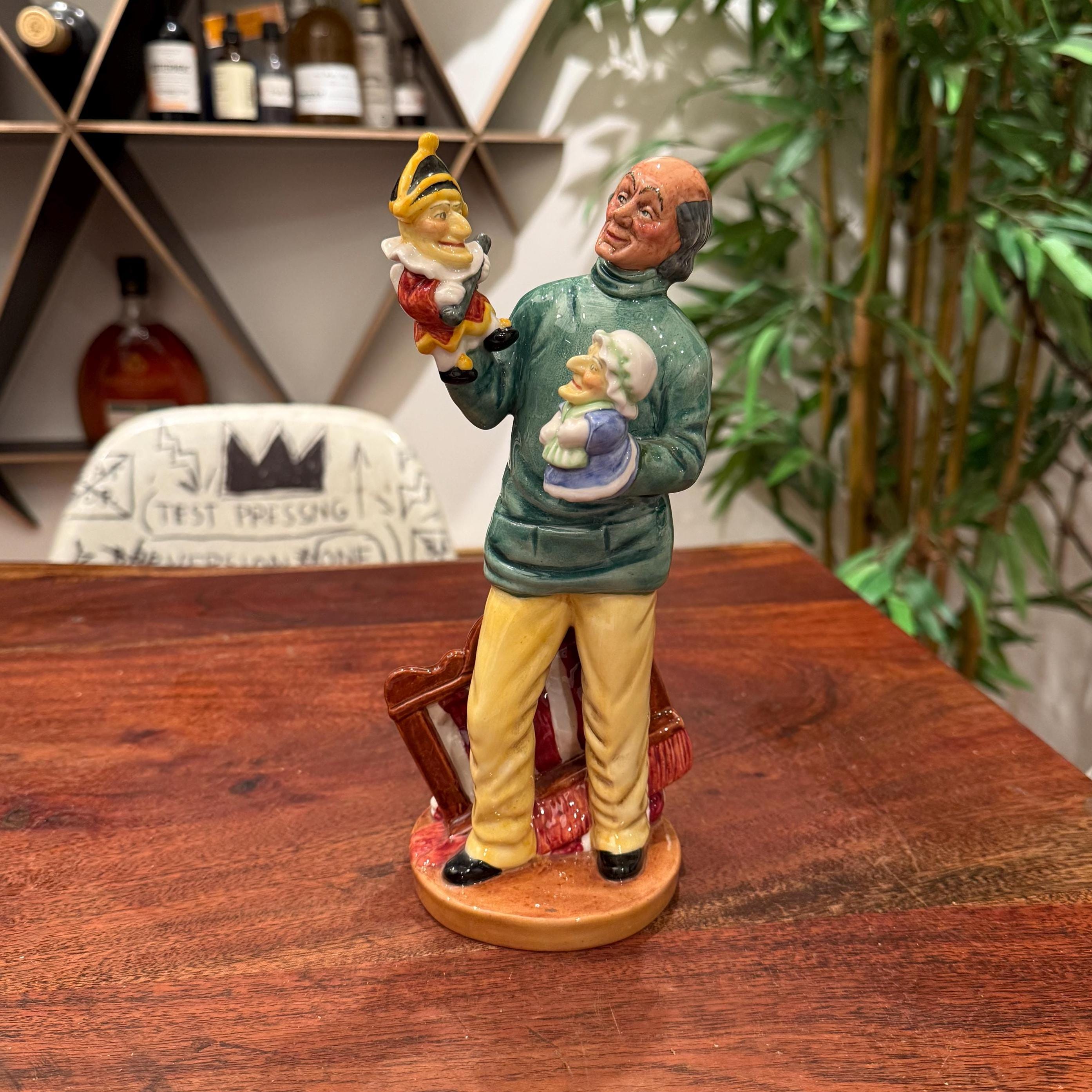 Royal Doulton Figurines the Master - Etsy