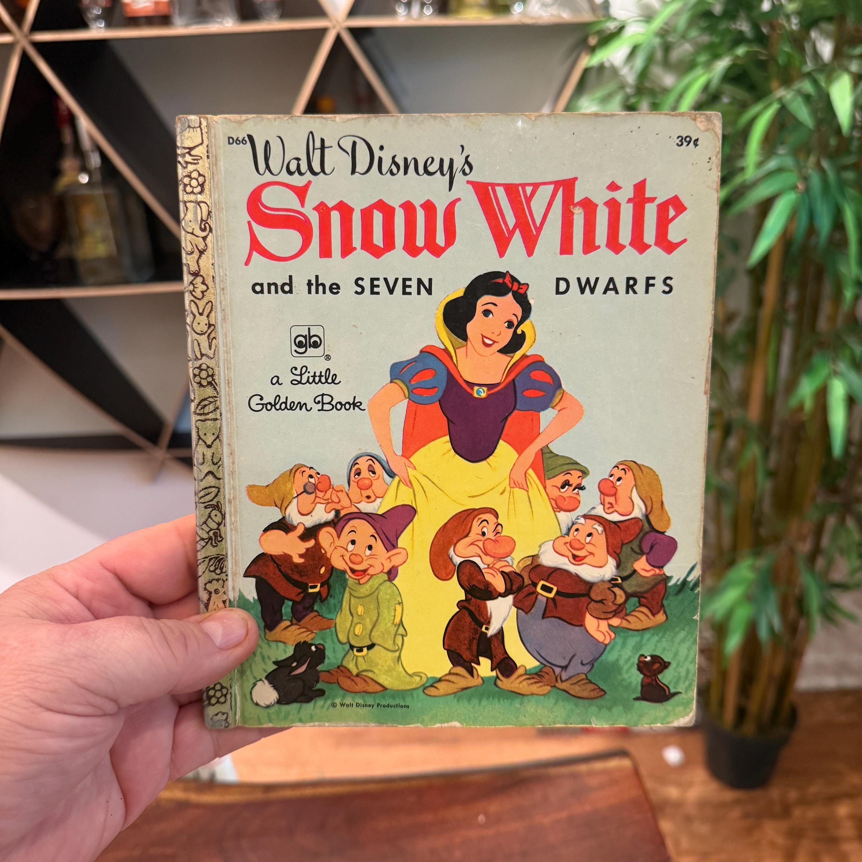 ヴィンテージ 1971年頃 ウォルト・ディズニーの白雪姫と七人の小人