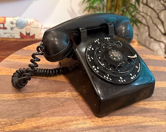 Vintage Bell Systems Jet Black Rotary Telephone - Retro Phone