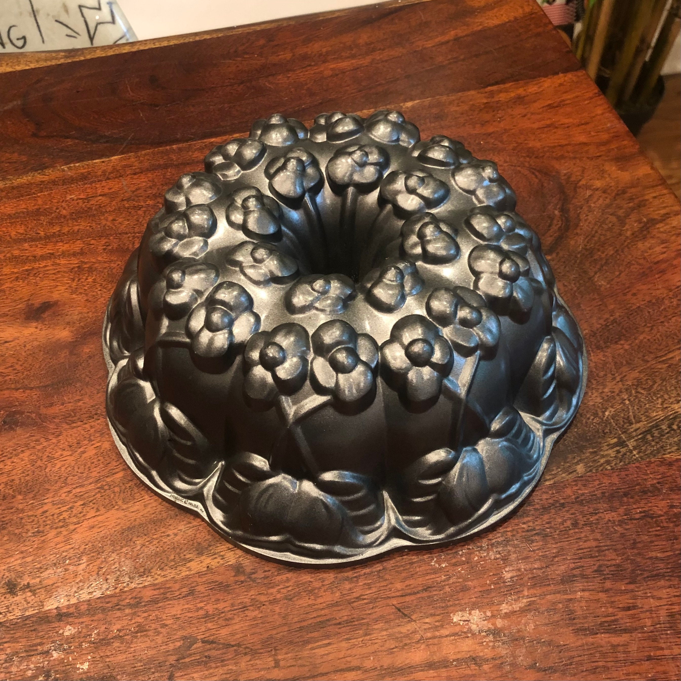 Baking Pan Nordic Ware Aloha Bundt Pan Nordic Ware ノルディック