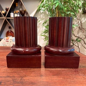Vintage c. 1991 The Bombay Company Hardwood Column Shaped Bookends - Ancient Roman Greek Architectural Decor - Architecture Decoration