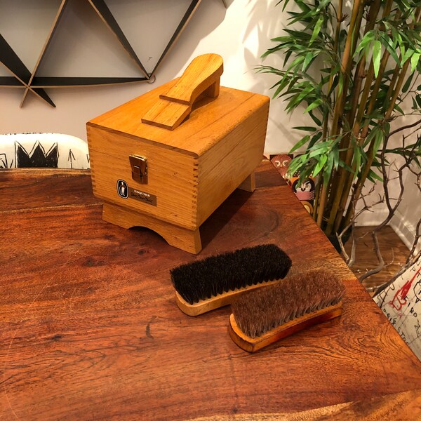 Mid Century Oak Wood Box Joint Esquire Care Chest Shoe Shine Kit Box with Shoe Rest and Two Horsehair Shoe Shining Brushes - Wooden Storage