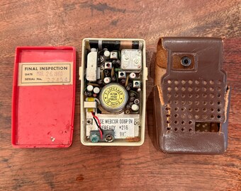 Mid Century 1959 Toshiba 6TP-309A Portable 6 Transistor