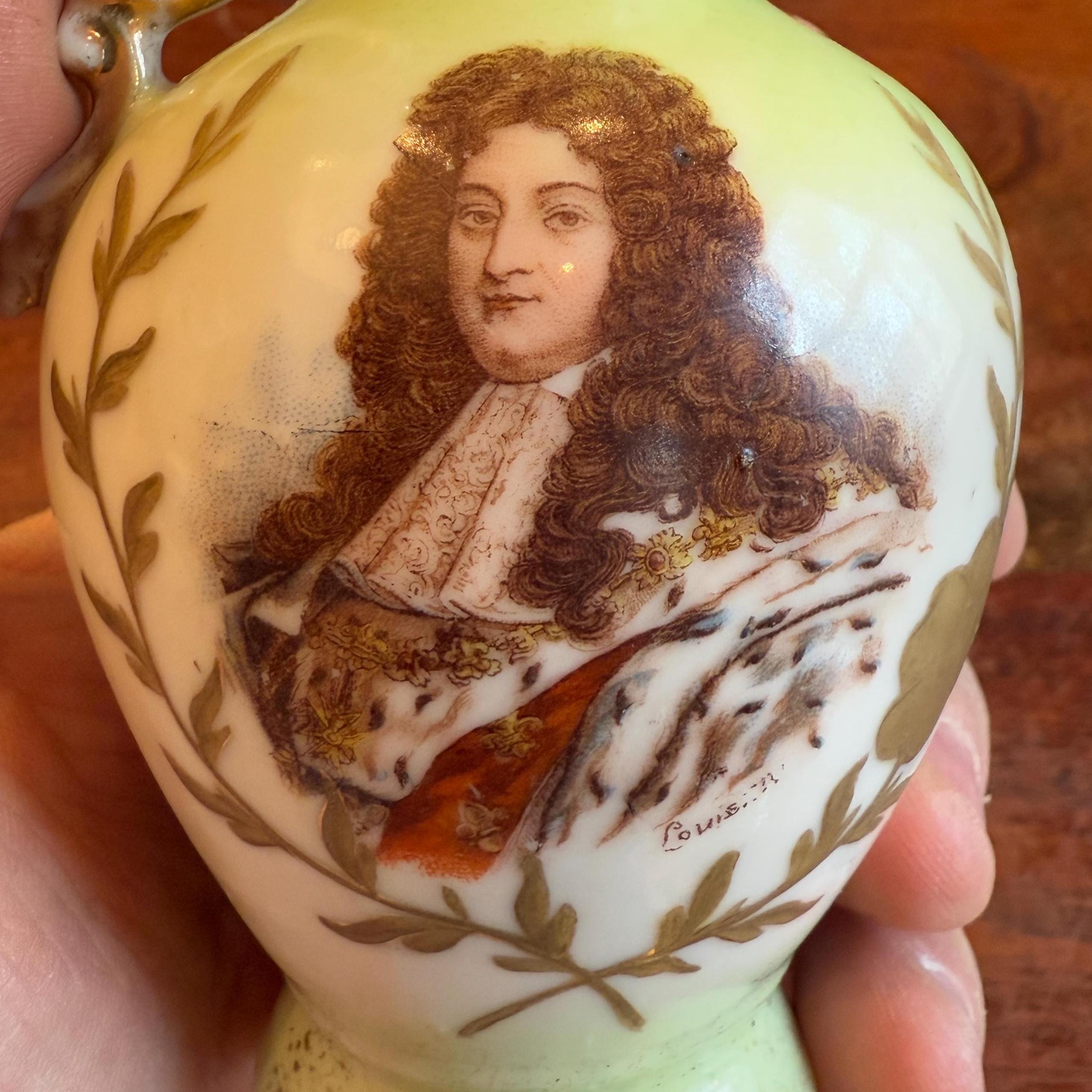 アンティーク雑貨 metzeler pvc Antique 1800's Austrian Victoria Carlsbad Austria King Louis XIV