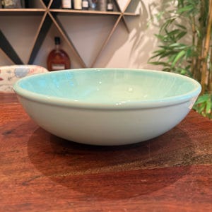 Vintage 1941 Taylor Smith & Taylor Lu-Ray Surf Green 9.75" Ceramic Pottery Serving Bowl - Mid Century 1940s Tableware