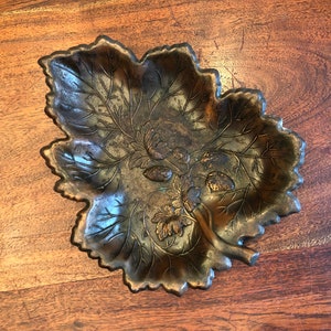 Mid Century 10-3/8&quot; Metal Copper Wash Strawberry Leaf Tray - Vintage Metal Strawberry Trinket Tray - Vintage Strawberry Tray