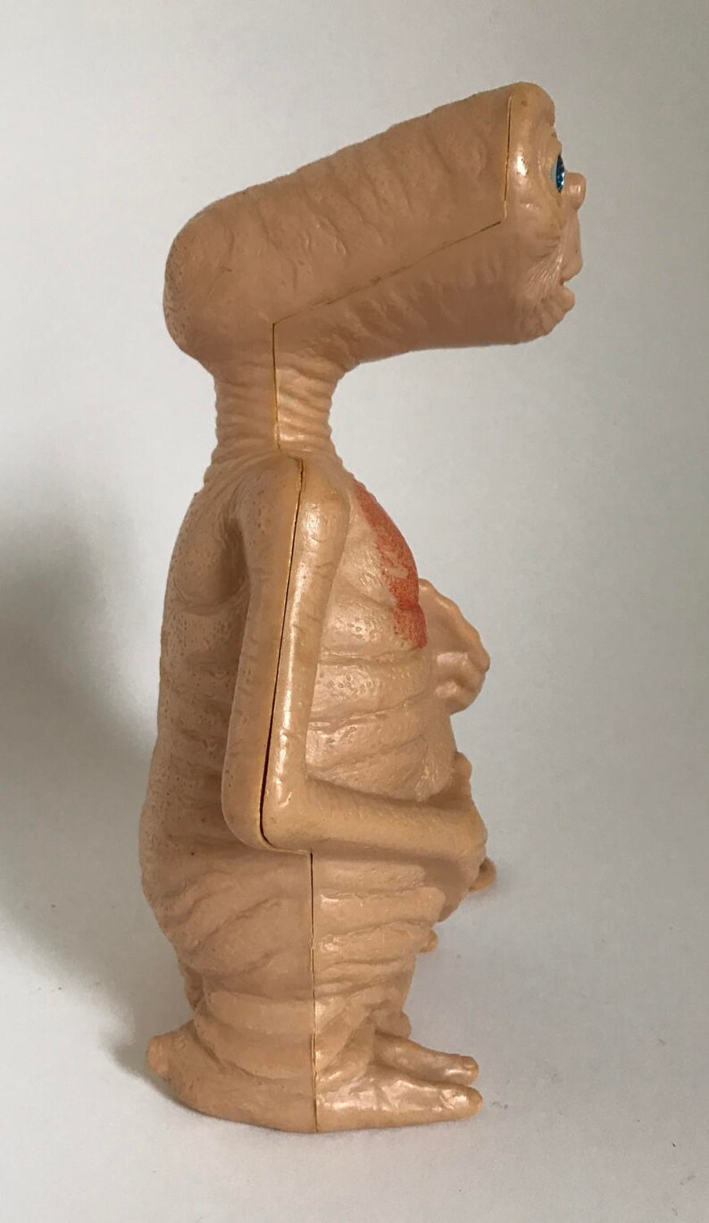 et pull string toy
