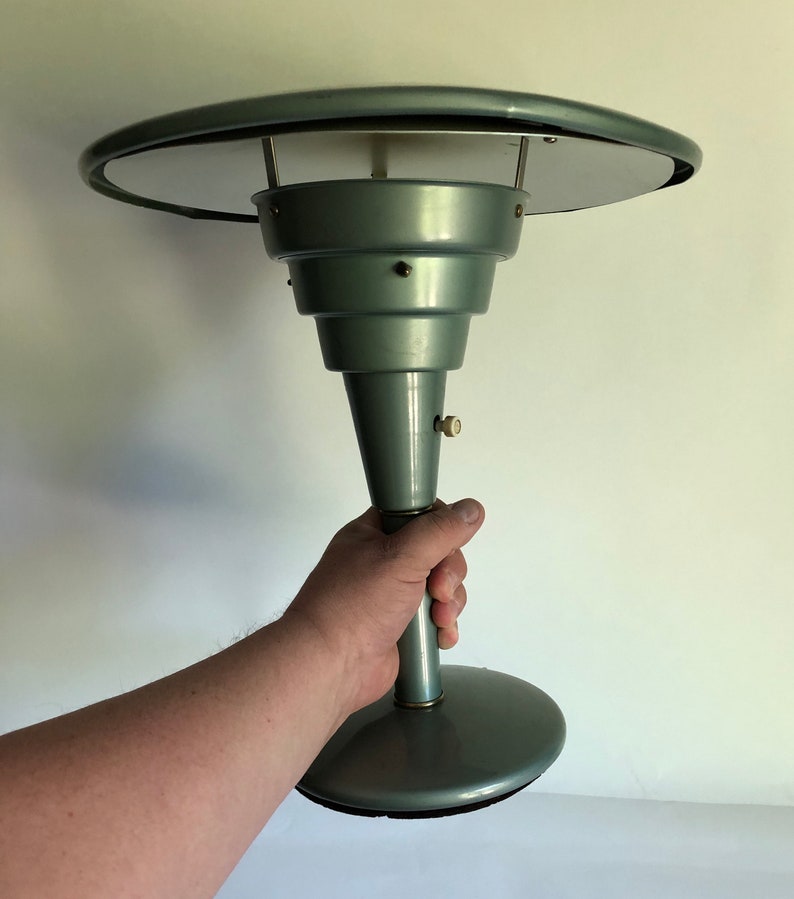 Sale Mid Century Modern Dazor Metal UFO Desk Lamp Needs Repair Model 1055