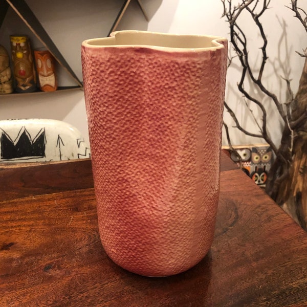 Mid Century Modern Shawnee USA Pottery Pink Textured Vase - # 880 - 9.75" tall - Vintage Pink Ceramic Vase - Pink Home Decor