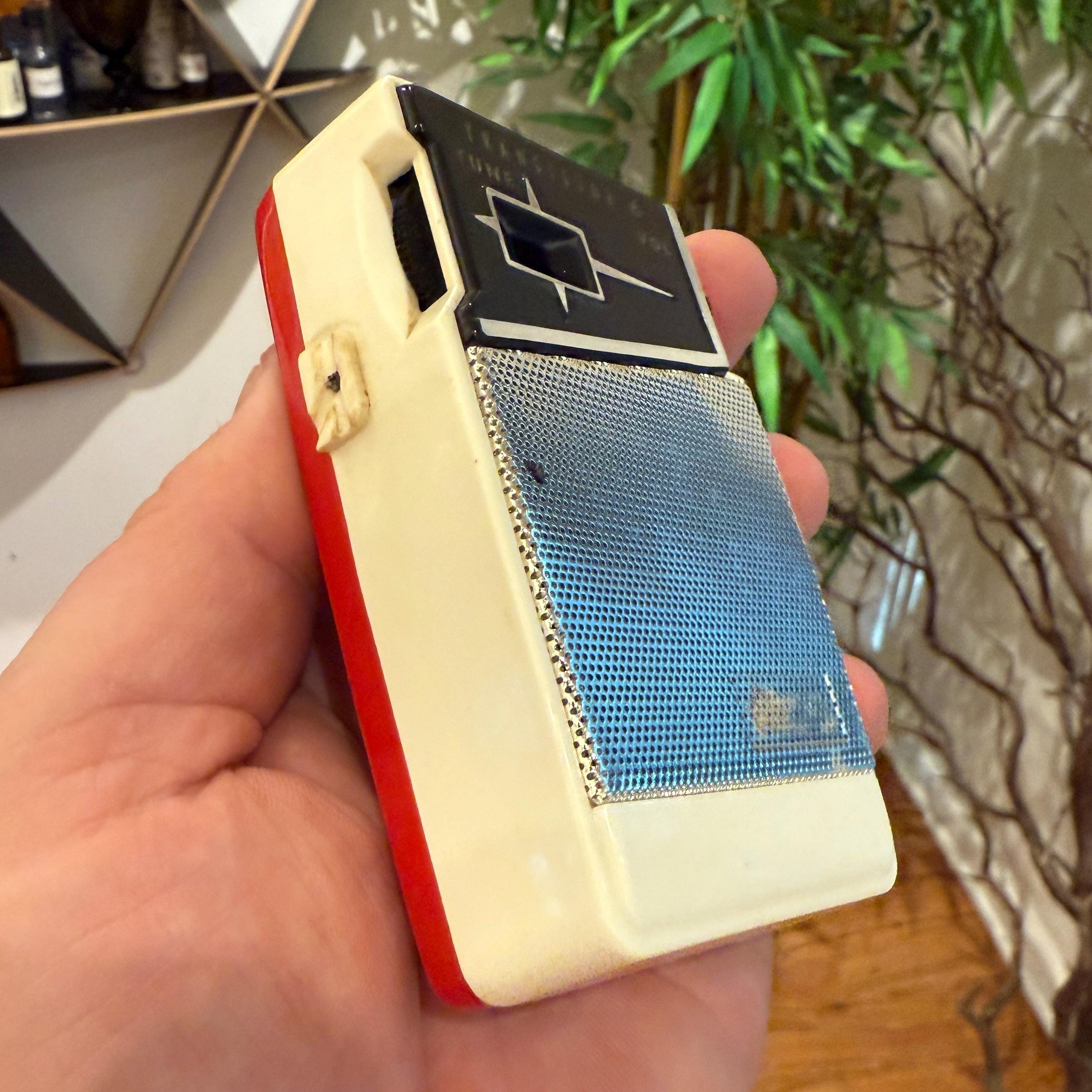 Mid Century 1959 Toshiba 6TP-309A Portable 6 Transistor