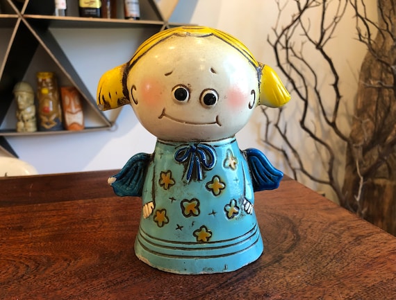 Salvadanaio in ceramica con angelo e bambina bionda vintage anni '60 con  tappo Prodotto in Giappone Decorazione per la camera delle ragazze Cassa di  risparmio per bambini degli anni '60 -  Italia