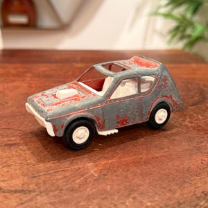 Vintage c. 1973 Tootsietoy AMC Gremlin Diecast Steel Red Toy Car # 1295 - Retro 1970&#39;s Metal Vehicle Automobile Toy