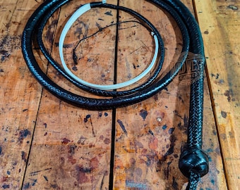 Känguru Leder Bullwhip Schwarze Farbe Mit Weißem Fall, 3 Fuß bis 14 Fuß, 12/16 Plait Indiana Jones Style Professional Bullwhip