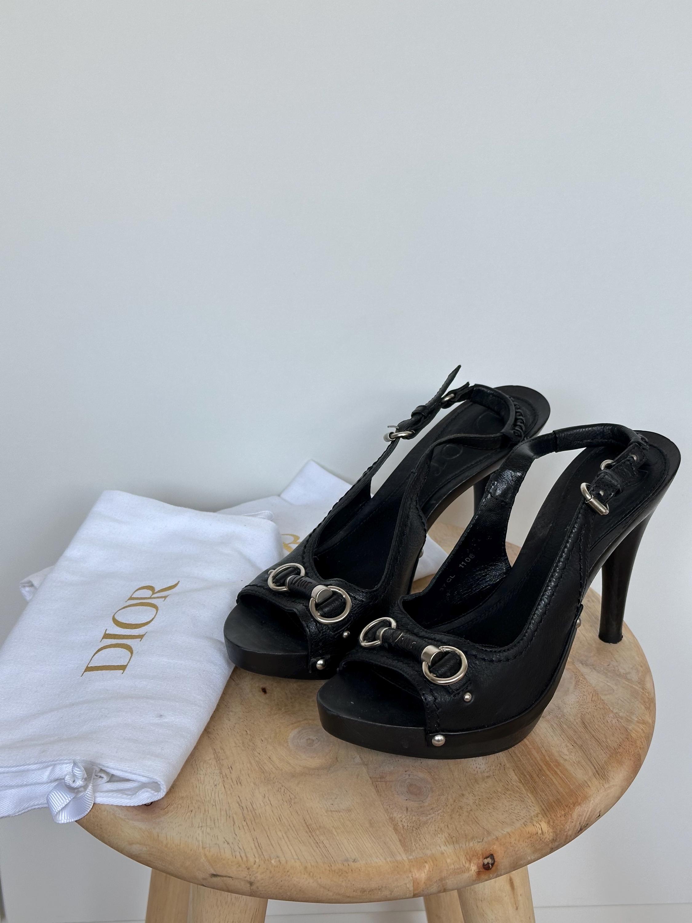 Chanel dad sandal - Etsy 日本