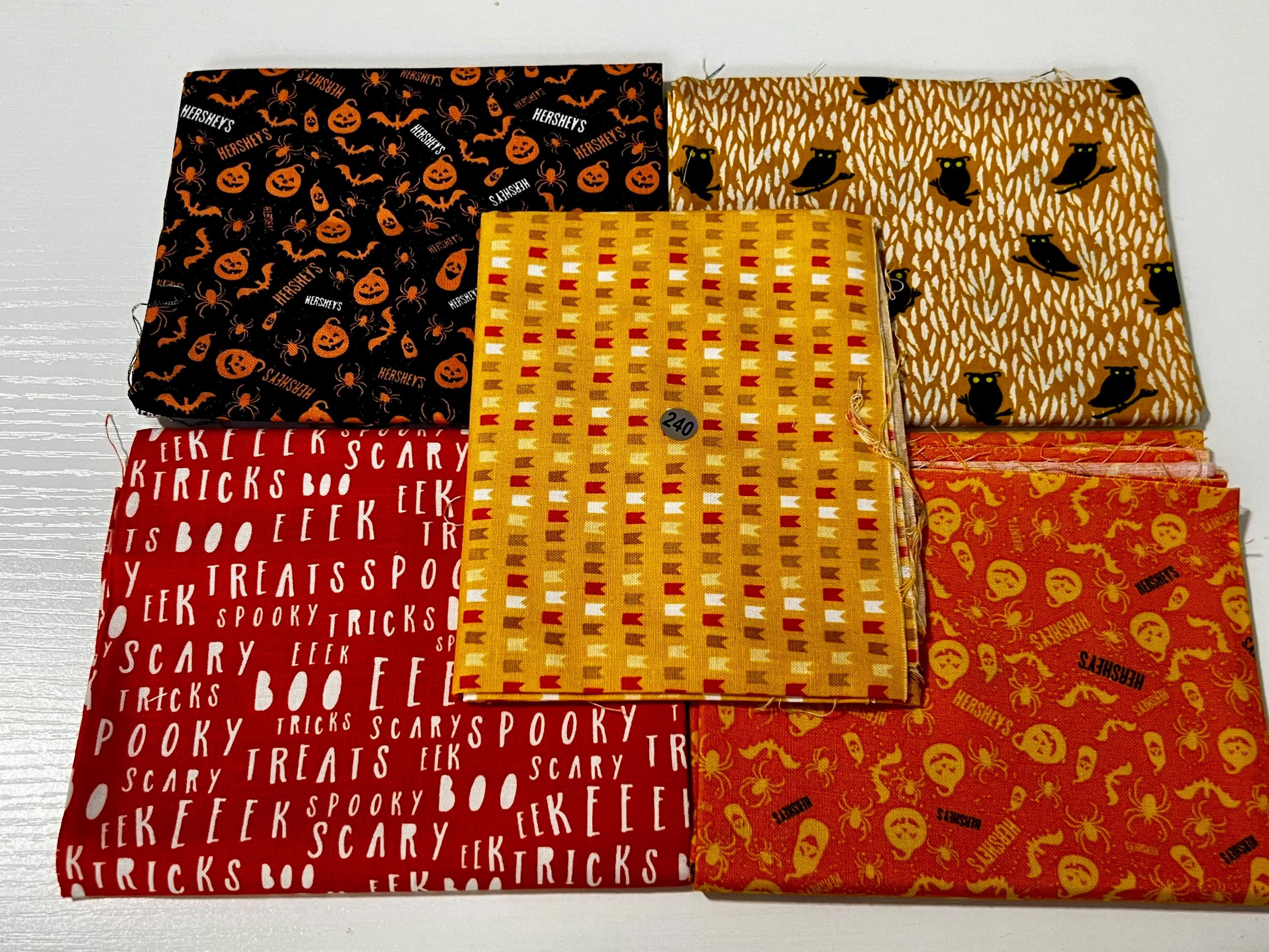 Halloween Bat Owl Fabric Bundle, Spooky Quilting Cotton FQ Set