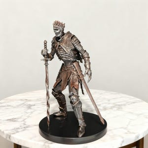 Dark Souls Resin Statue – Hand-Painted Collectible Figure, Game Display Model & Gift for Fantasy Fans