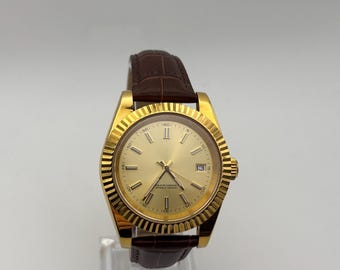 Yellow Gold Date Watch waterproof