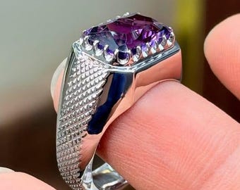 Handmade Amethyst Silver Ring: Unisex Healing Crystal Statement