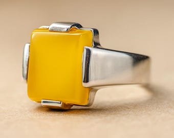 Handmade Yemeni Aqeeq Ring: 925 Sterling Silver Yellow Agate