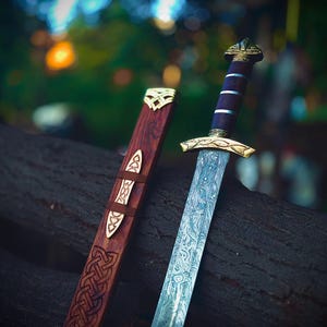 Handgefertigtes Wikinger Schwert | Nordisches Damaststahl Schwert | Custom Nordische Krieger Klinge | Keltische Scheide | Mittelalter Sammler Schwert
