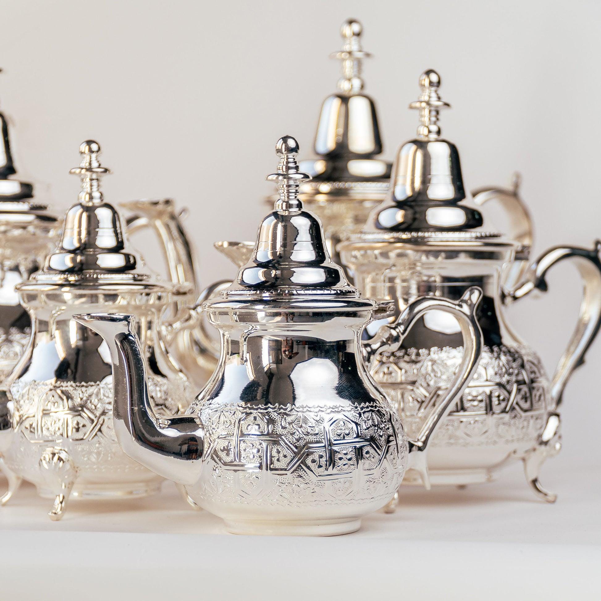 Plat de service antique, plat de service marocain, marmite de