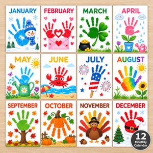 Può includere: Un calendario di 12 mesi con arte di impronte di mani per ogni mese: gennaio pupazzo di neve, febbraio busta, marzo trifoglio, aprile fiore, maggio annaffiatoio, giugno granchio, luglio ghiacciolo, agosto arcobaleno, settembre albero, ottobre zucca, novembre tacchino e dicembre Babbo Natale.